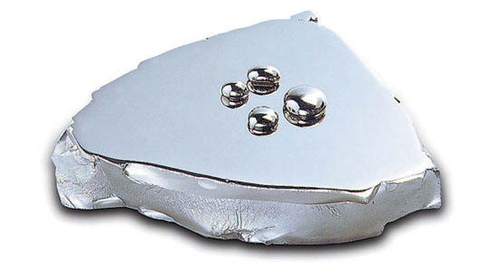 Apple-liquid-metal